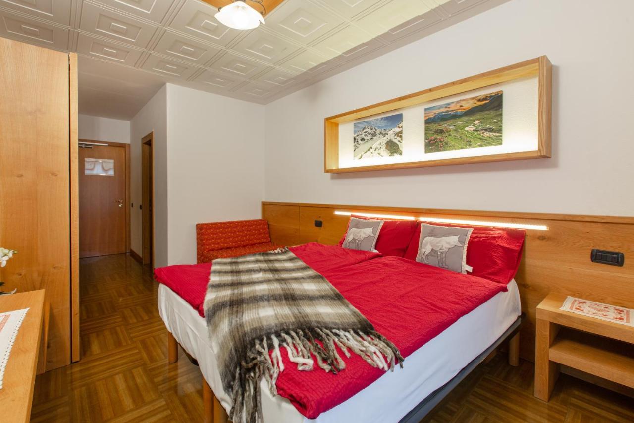 Hotel Biancospino Lanzada Экстерьер фото