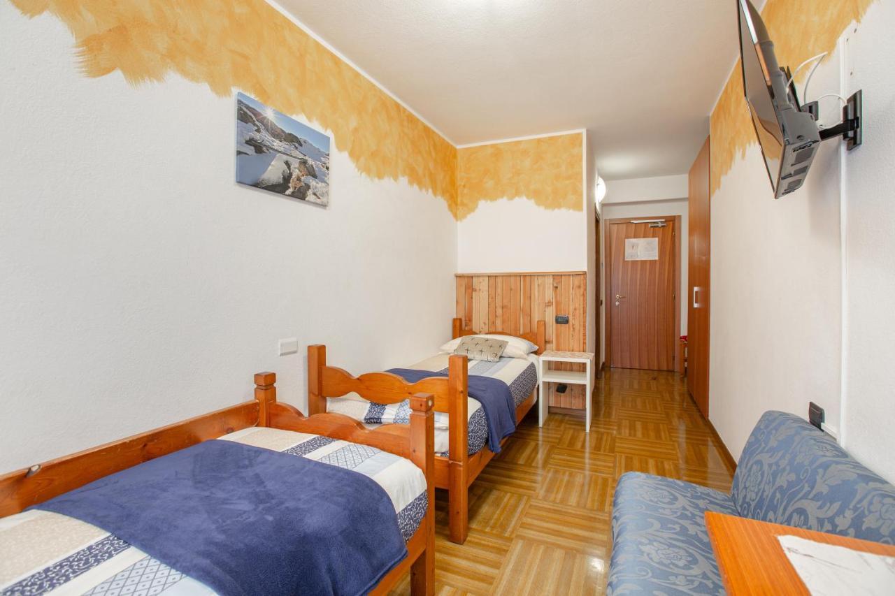Hotel Biancospino Lanzada Экстерьер фото