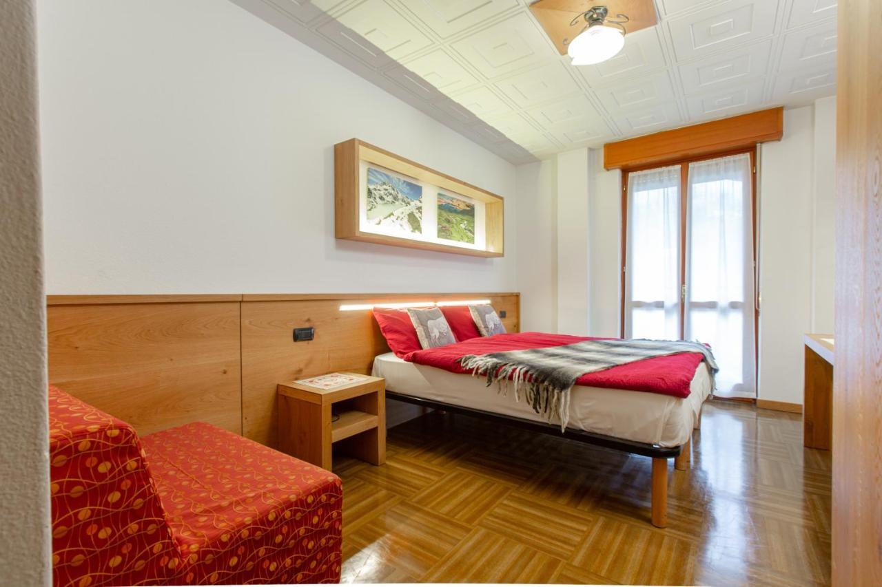 Hotel Biancospino Lanzada Экстерьер фото