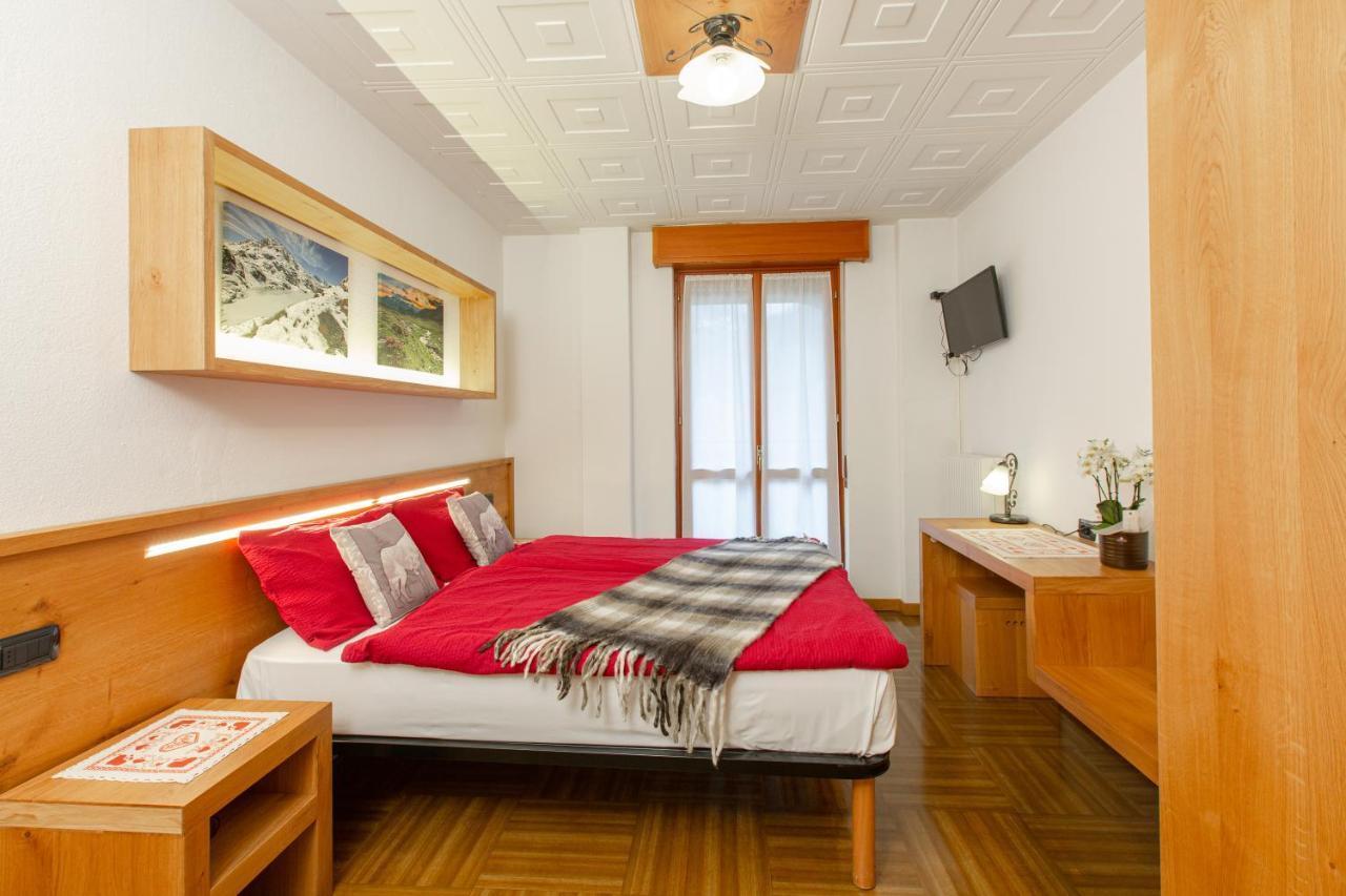 Hotel Biancospino Lanzada Экстерьер фото