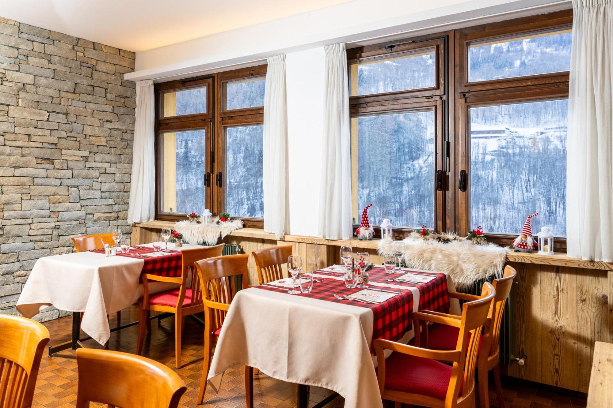 Hotel Biancospino Lanzada Экстерьер фото