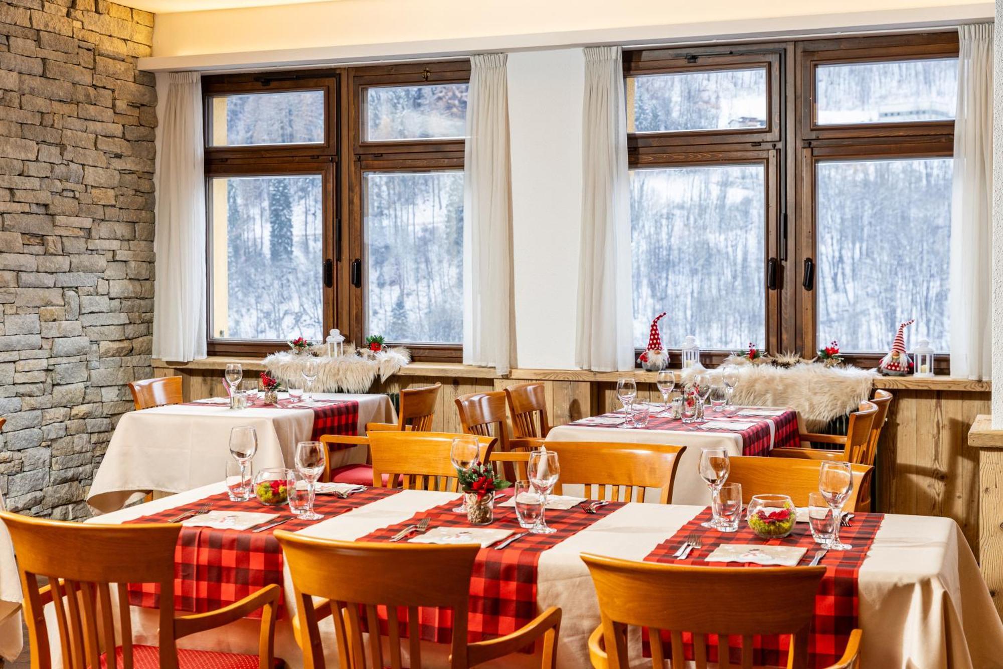 Hotel Biancospino Lanzada Экстерьер фото